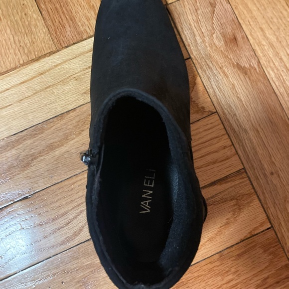 BRAND NWOT Black Suede Booties Women’s size 7.5 - Picture 7 of 7